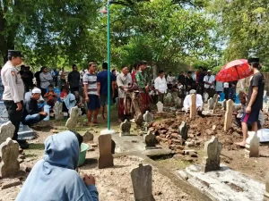 Duka Mendalam Iringi Pemakaman Agung Septiadi, Korban Rafting di Cimanuk