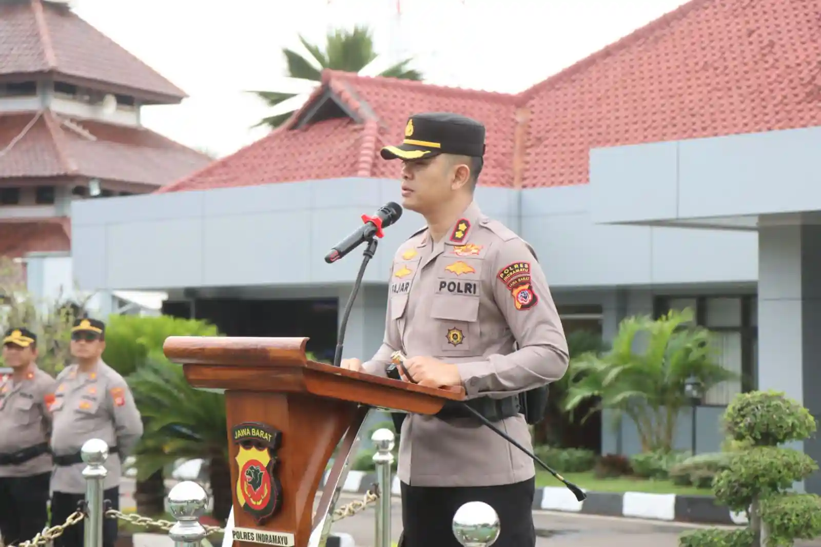 Polres Indramayu Siagakan Personel Jelang Pemungutan Suara Pilwu 2025