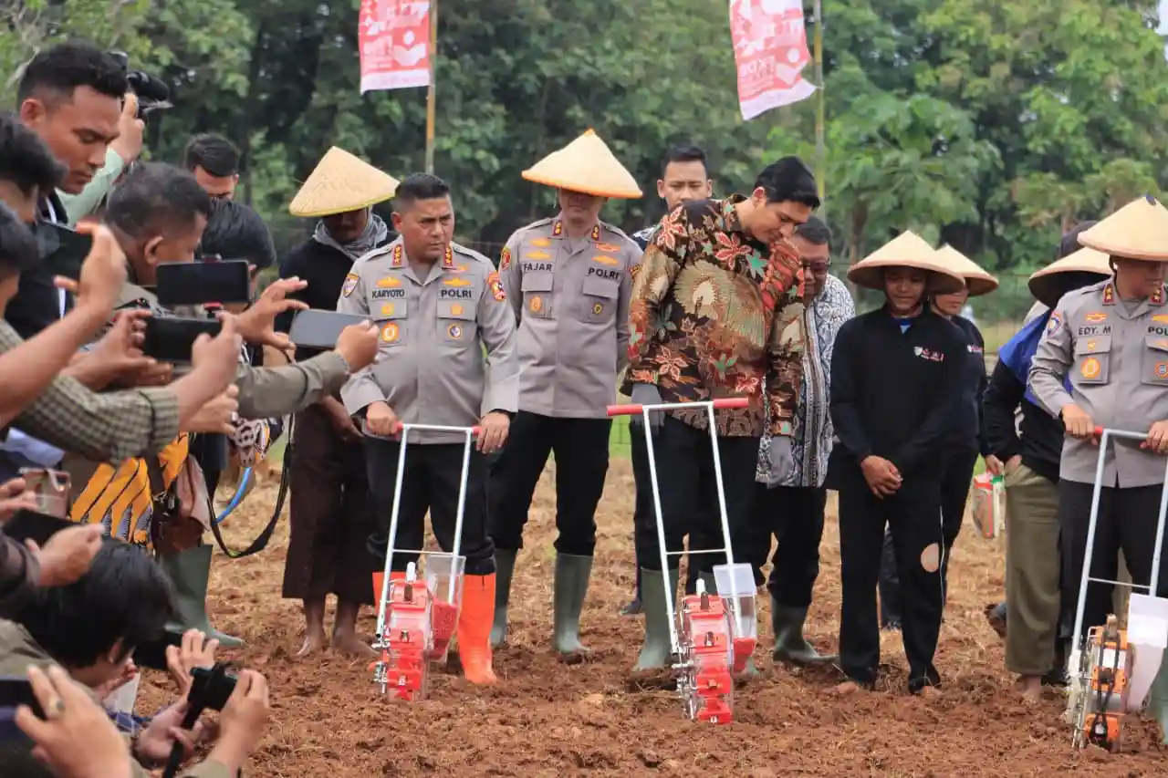 Baharkam Polri dan FKDB Tanam Perdana Jagung untuk Perkuat Ketahanan Pangan Nasional