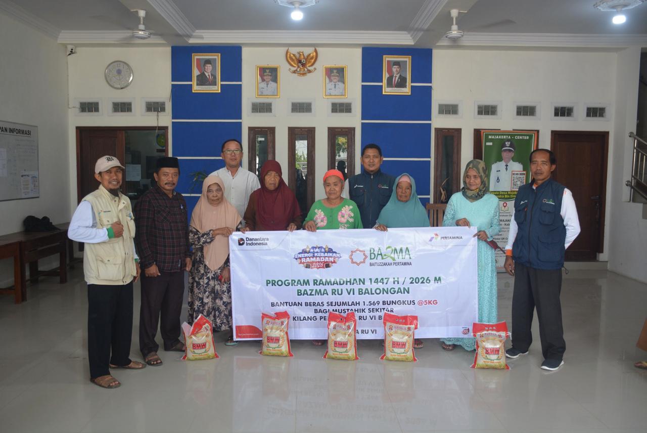 Pekerja Kilang Balongan Salurkan 7,8 Ton Beras Zakat untuk Warga Sekitar